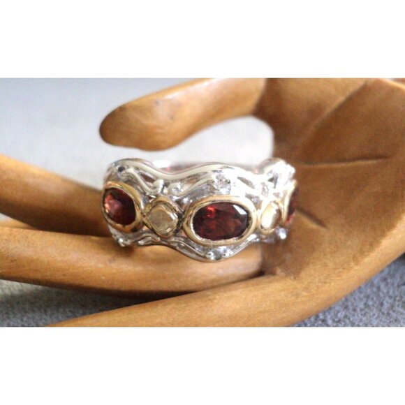 Vintage STERLING Silver + 3 GARNET RING Size 6 by JOYA Gold Vermeil - Picture 5 of 8
